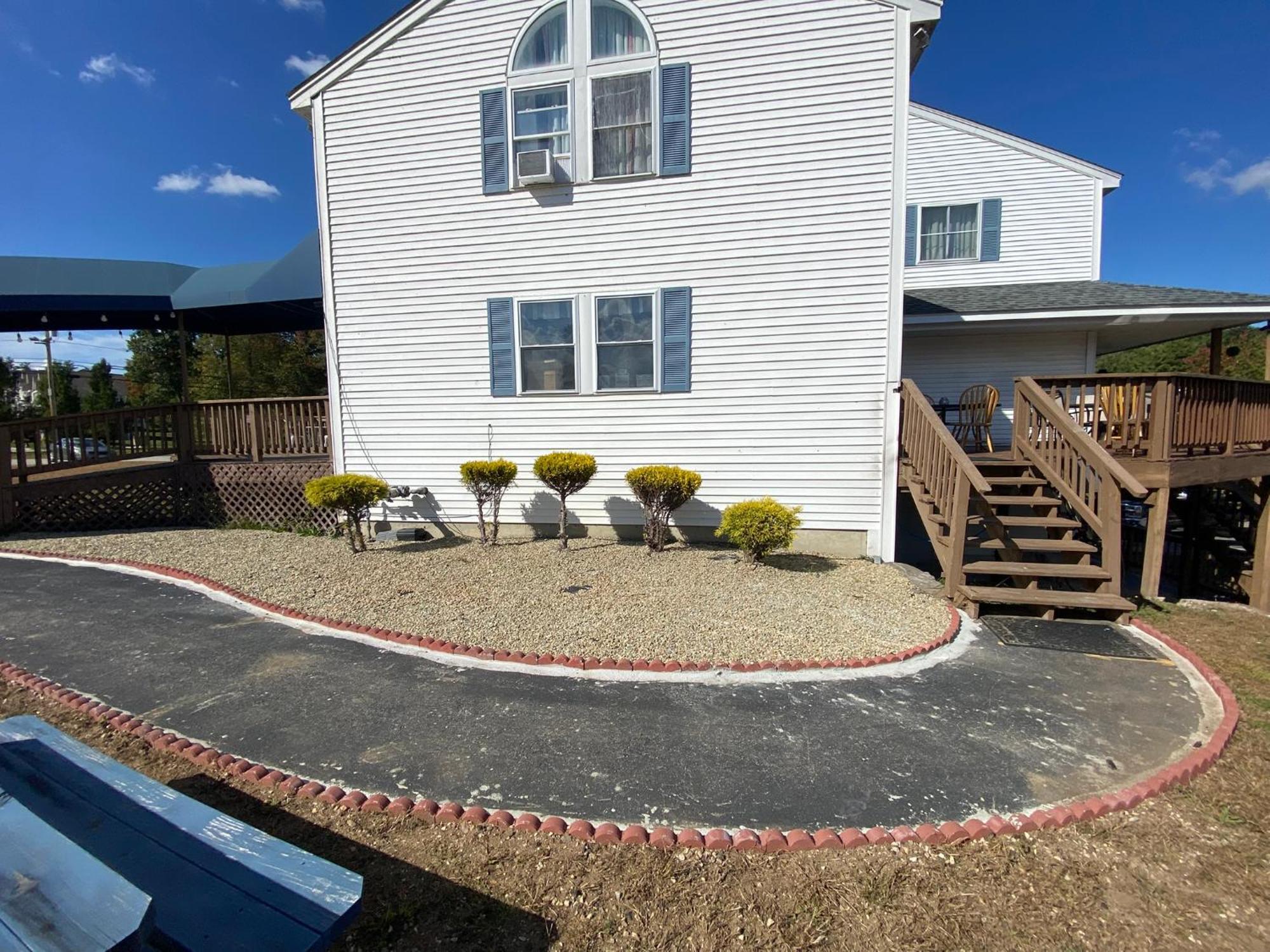 Winnisquam Lake Inn Тілтон Екстер'єр фото