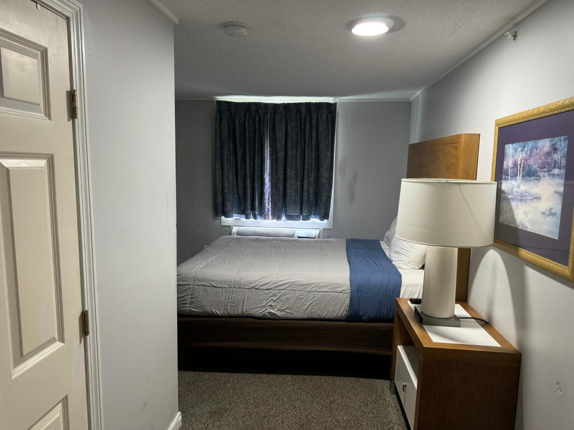 Winnisquam Lake Inn Тілтон Екстер'єр фото
