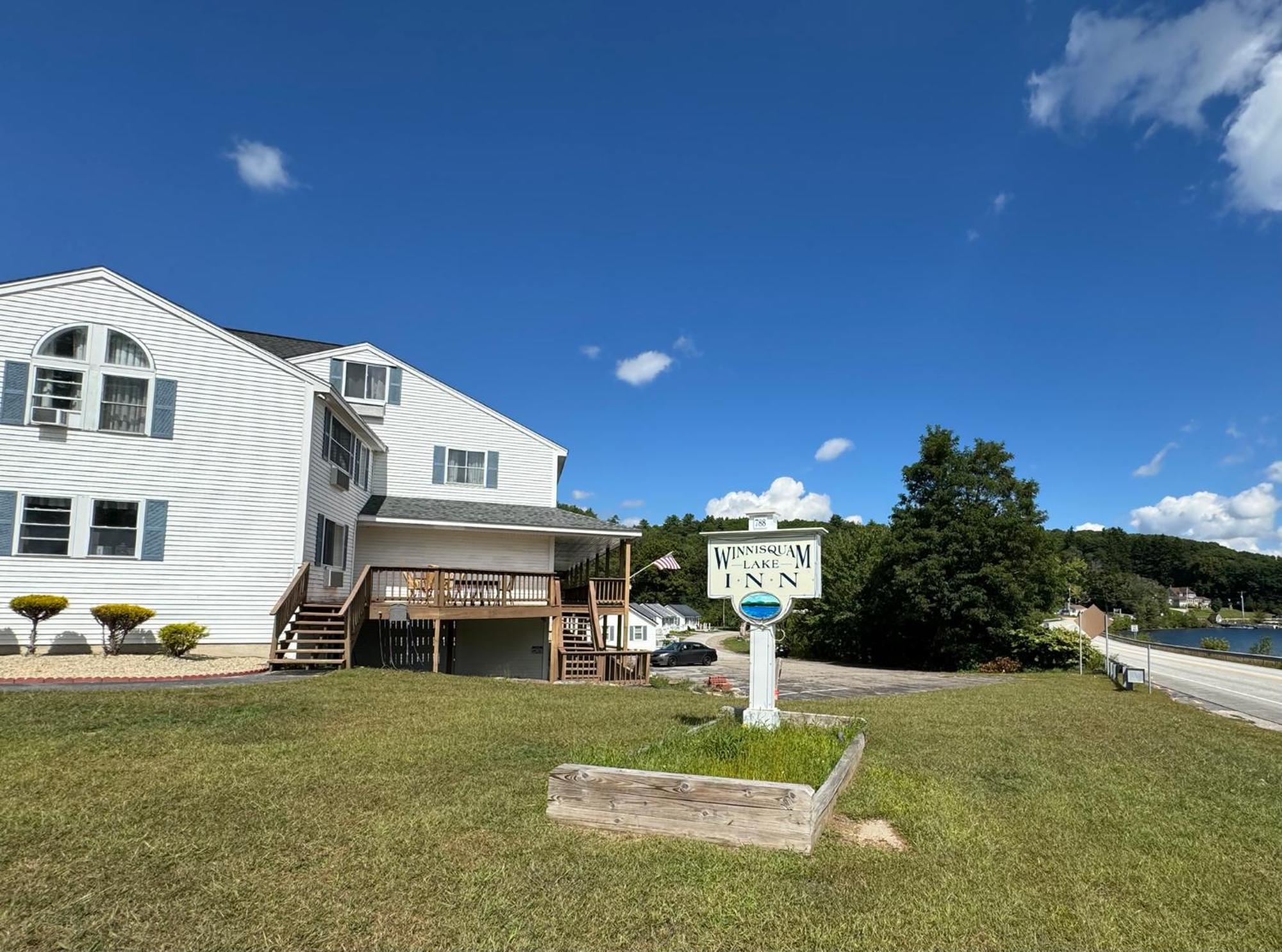 Winnisquam Lake Inn Тілтон Екстер'єр фото