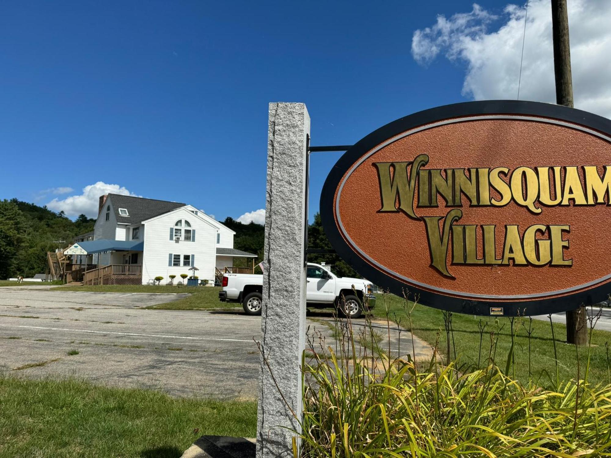Winnisquam Lake Inn Тілтон Екстер'єр фото